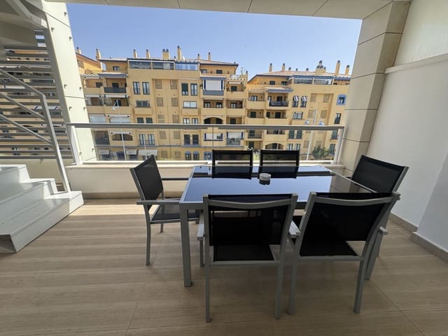 Apartamento de 3 habitaciones en San Pedro de Alcántara Pueblo, Marbella en venta con piscina garaje - 675.000 € (Ref: 10035057)