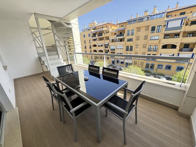 Apartamento de 3 habitaciones en San Pedro de Alcántara Pueblo, Marbella en venta con piscina garaje - 675.000 € (Ref: 10035057)