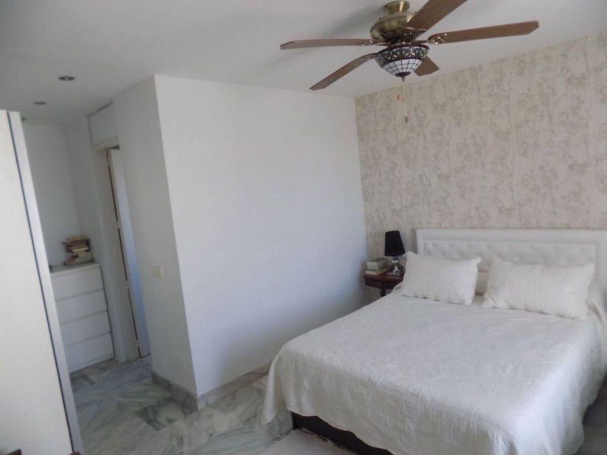 3 chambre Maison de Ville à vendre à Estepona avec piscine garage - 489 000 € (Ref: 10035118)