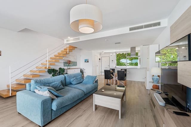 3 sypialnia Dom na sprzedaż w Cancelada, Estepona z garażem - 620 000 € (Ref: 10035334)