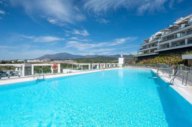 3 sypialnia Dom na sprzedaż w Cancelada, Estepona z garażem - 620 000 € (Ref: 10035334)