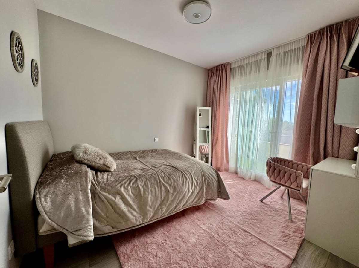 3 sypialnia Dom na sprzedaż w Miasto Madryt z basenem garażem - 795 000 € (Ref: 10035398)