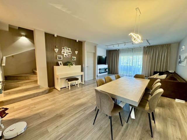 3 Zimmer Haus zu verkaufen in Atalaya, Madrid Stadt mit Pool Garage - 795.000 € (Ref: 10035398)