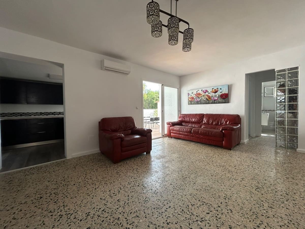 2 soverom Hus til salgs i Estepona med svømmebasseng - € 299 995 (Ref: 10035485)