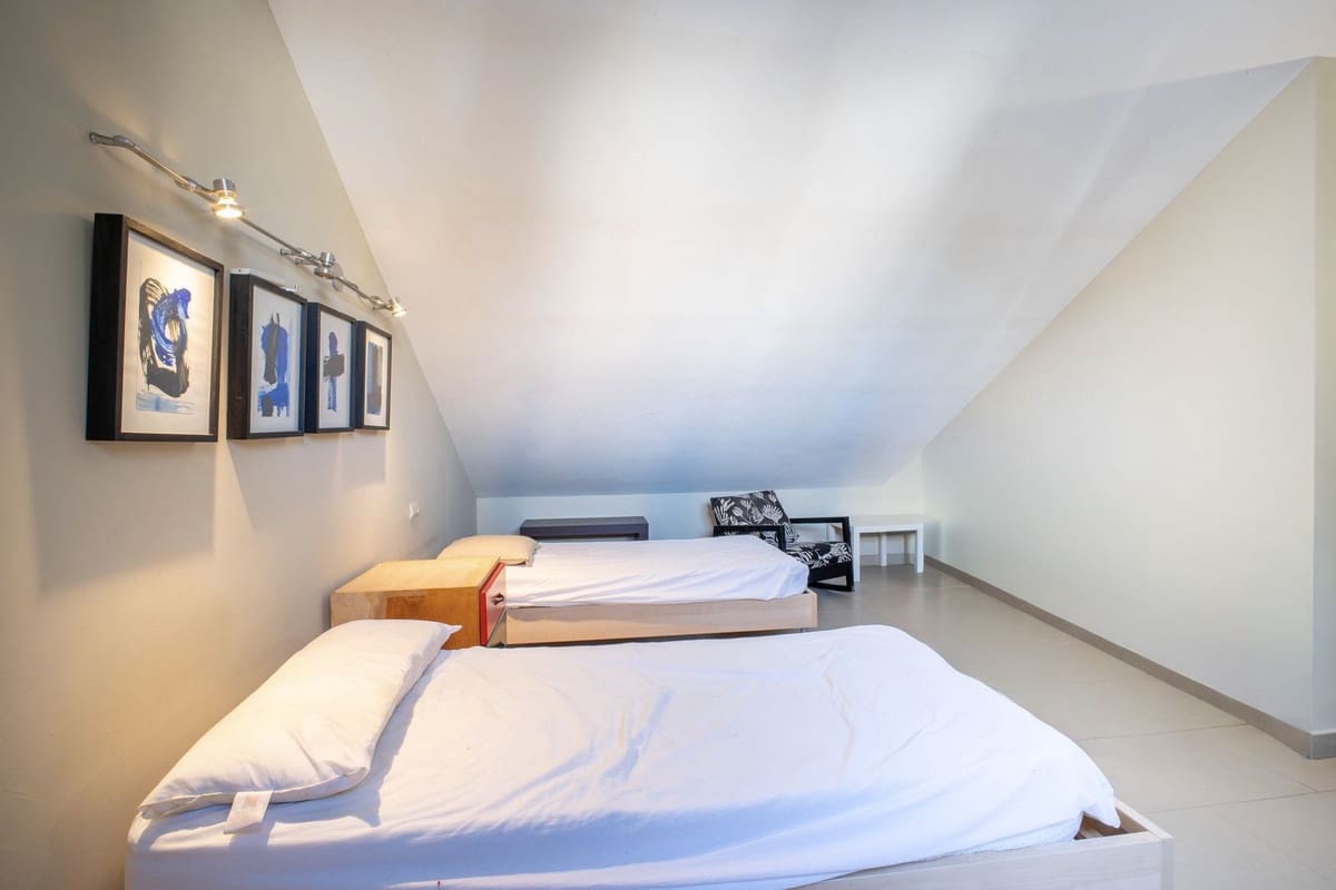 4 bedroom Townhouse for sale in Estepona with pool garage - € 750,000 (Ref: 10035595)
