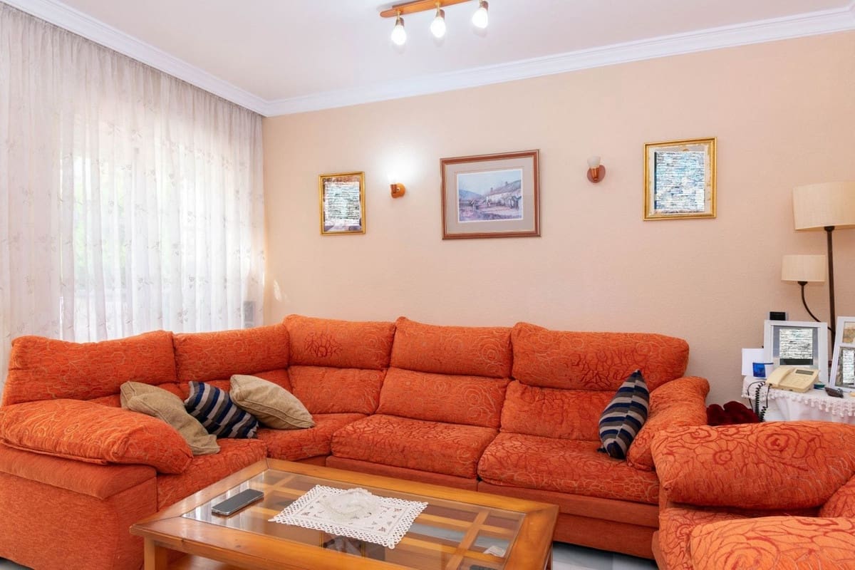 3 slaapkamer Huis te koop in Estepona met zwembad - € 449.000 (Ref: 10038949)