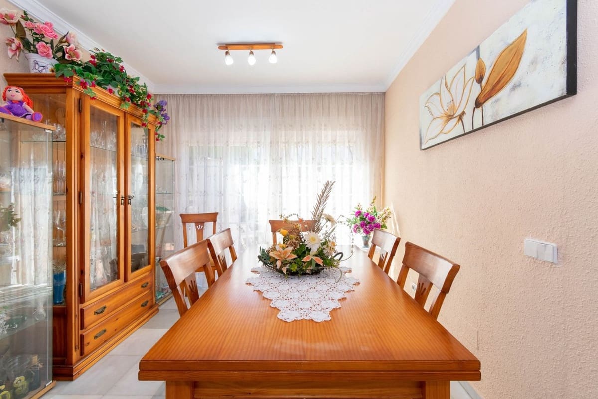 3 slaapkamer Huis te koop in Estepona met zwembad - € 449.000 (Ref: 10038949)