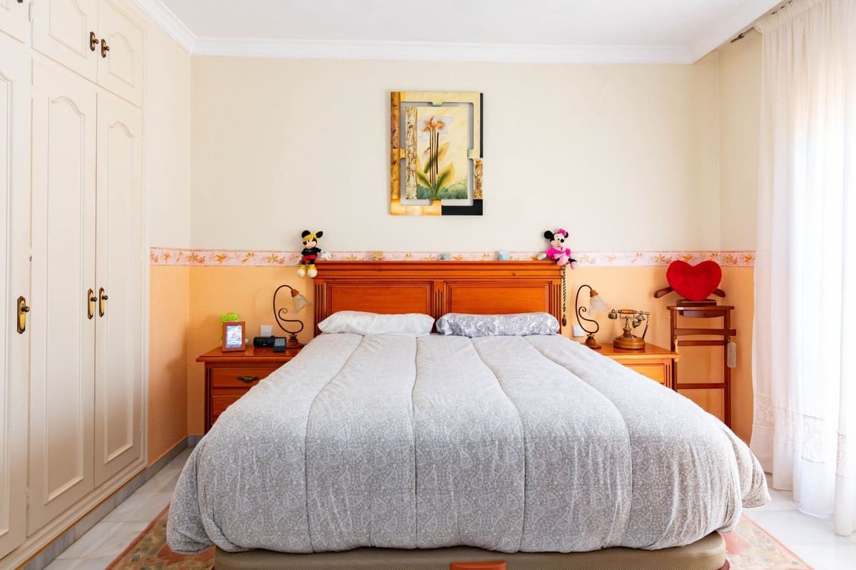 3 slaapkamer Huis te koop in Estepona met zwembad - € 449.000 (Ref: 10038949)