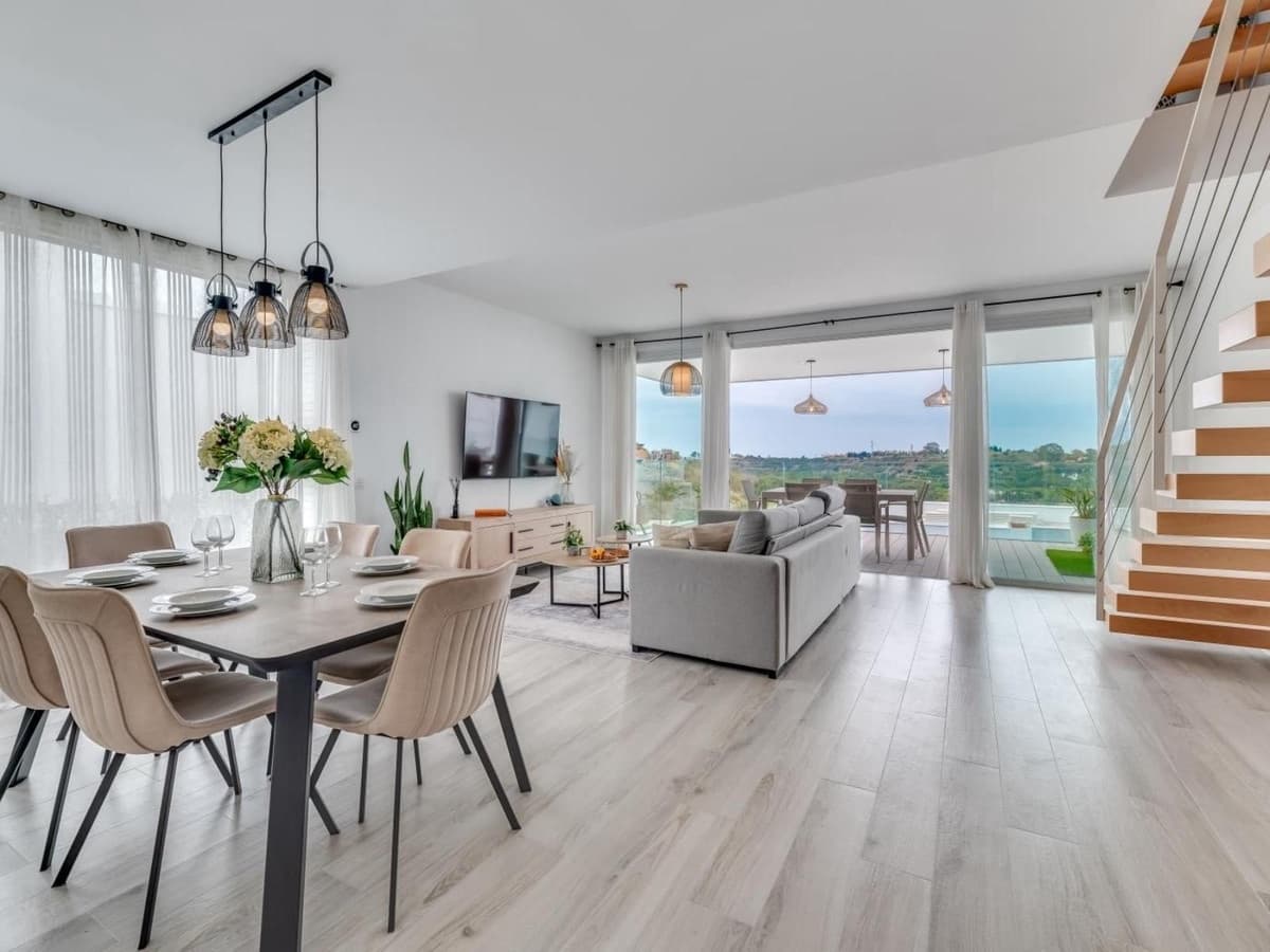 3 sovrum Hus till salu i Cancelada med pool garage - 649 995 € (Ref: 10038961)