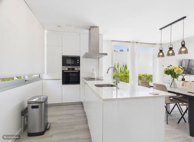 3 sovrum Hus till salu i Cancelada, Estepona med pool garage - 649 995 € (Ref: 10038961)