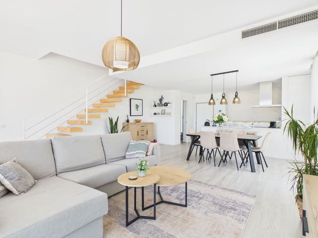 3 sovrum Hus till salu i Cancelada, Estepona med pool garage - 649 995 € (Ref: 10038961)