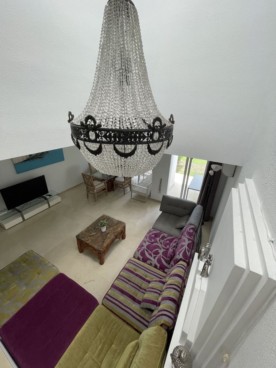 3 bedroom Townhouse for sale in Estepona with pool - € 775,000 (Ref: 10038963)