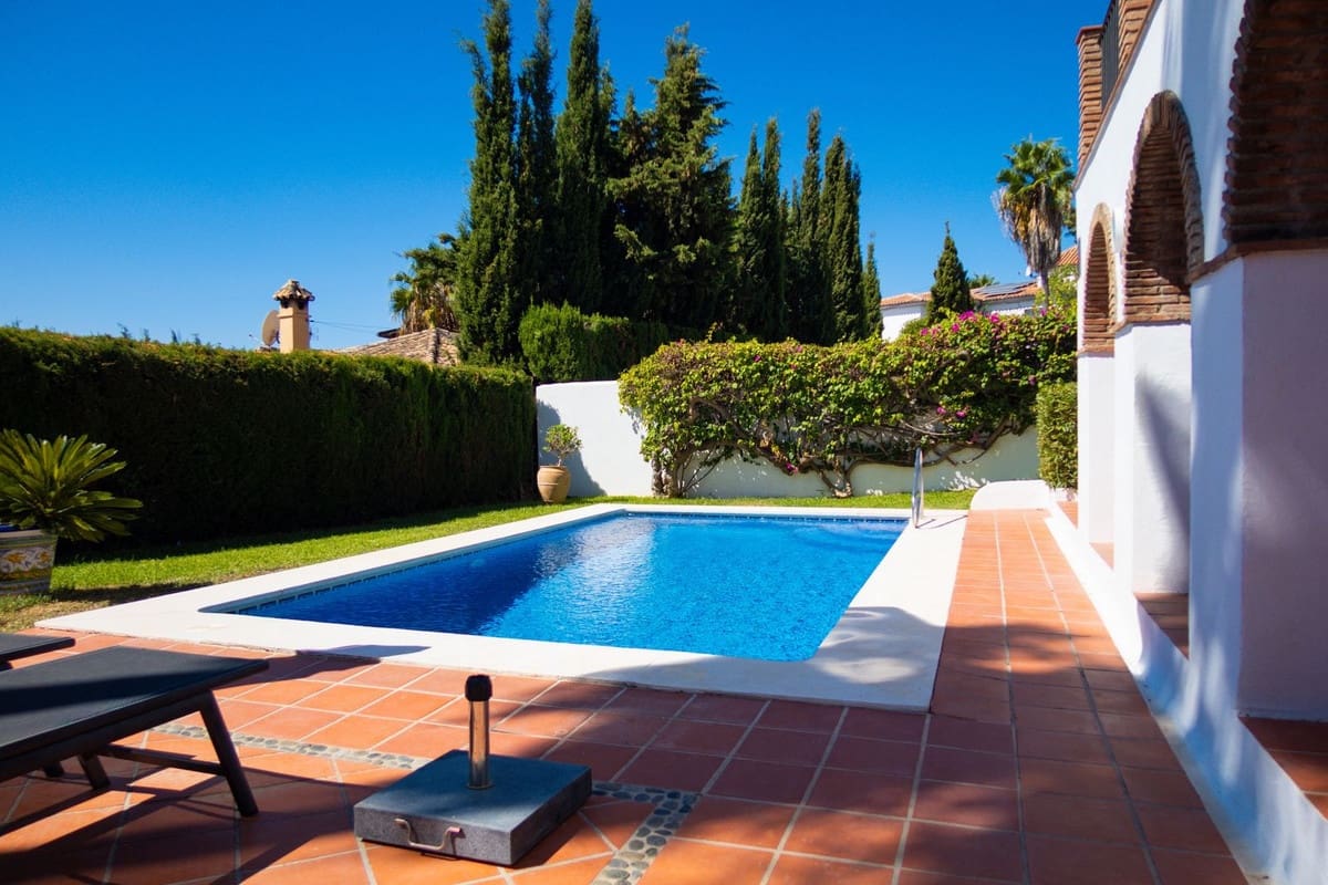 3 camera da letto Villa in vendita in Madrid citta con piscina garage - 1.100.000 € (Rif: 10041799)