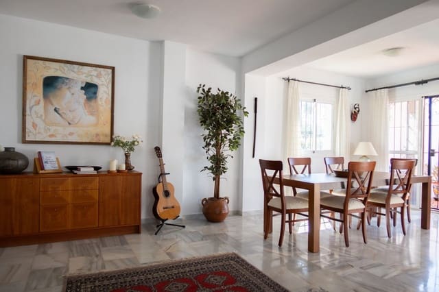 3 camera da letto Villa in vendita in El Pardo, Madrid città con piscina garage - 1.100.000 € (Rif: 10041799)