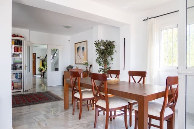 3 camera da letto Villa in vendita in El Pardo, Madrid città con piscina garage - 1.100.000 € (Rif: 10041799)