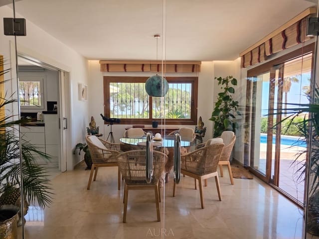 4 bedroom Villa for sale in Mijas with pool garage - € 1,400,000 (Ref: 10041906)