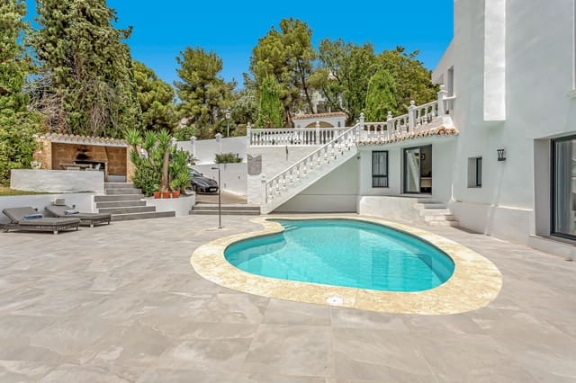 4 camera da letto Villa in vendita in El Rosario, Marbella con piscina garage - 1.995.000 € (Rif: 10043300)