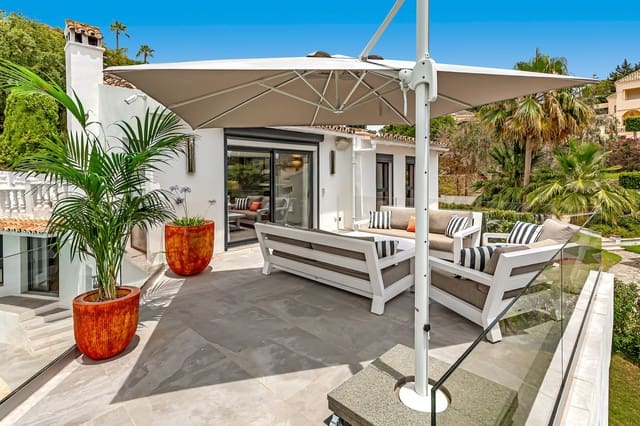 4 camera da letto Villa in vendita in El Rosario, Marbella con piscina garage - 1.995.000 € (Rif: 10043300)