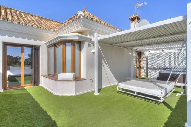 5 bedroom Villa for sale in Estepona with pool garage - € 2,300,000 (Ref: 10045269)
