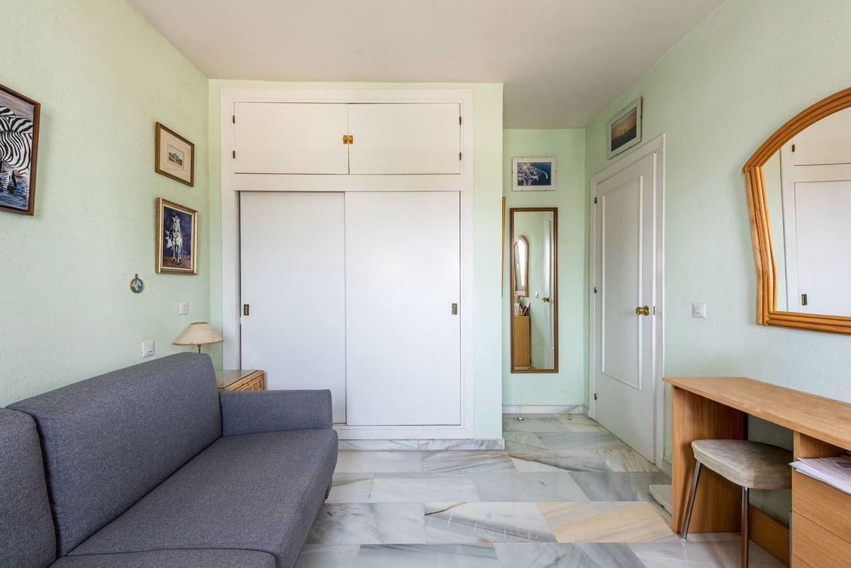 1 soveværelse Lejlighed til salg i Manilva med swimmingpool - € 199.000 (Ref: 10045280)