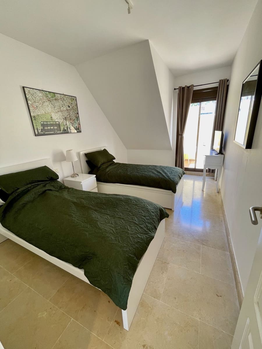 2 camera da letto Attico in vendita in La Duquesa / Puerto de la Duquesa con piscina garage - 285.000 € (Rif: 10047566)