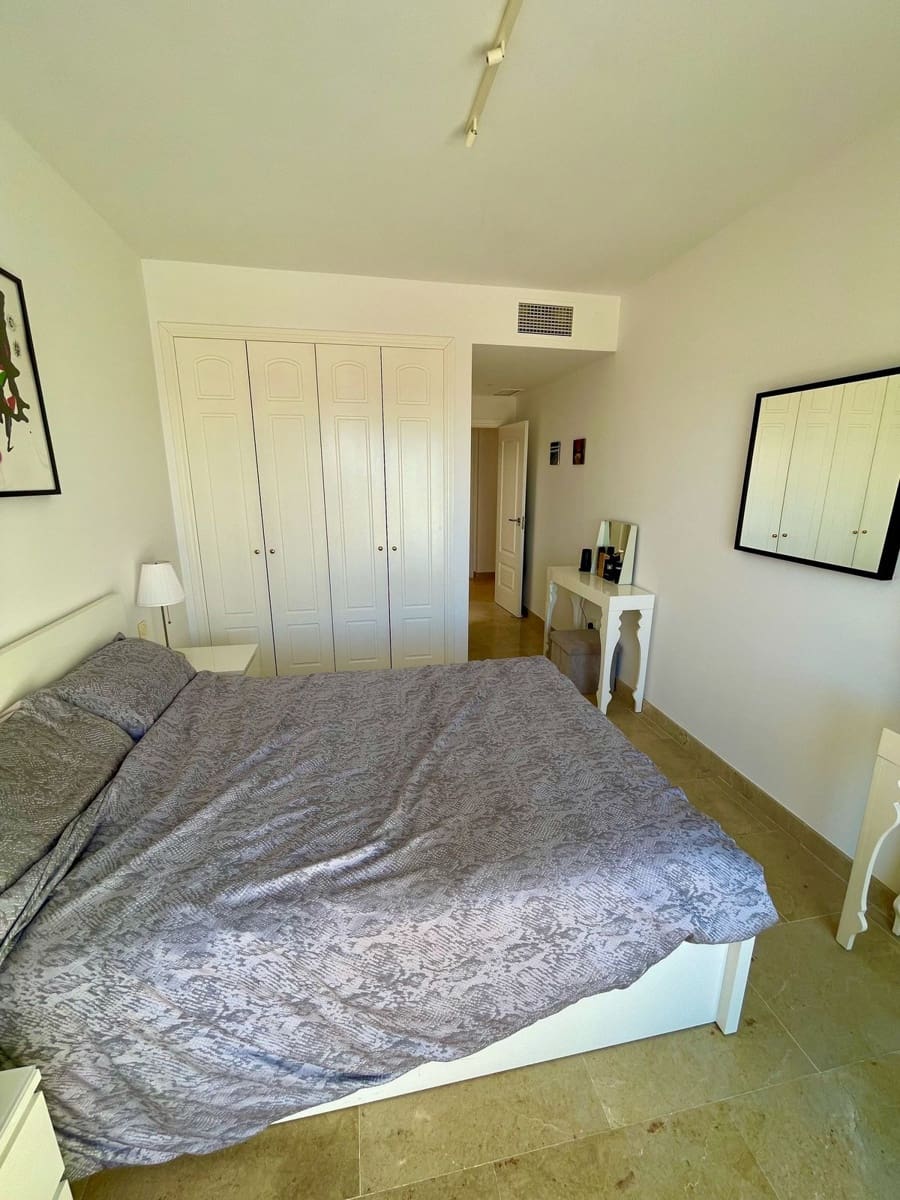 2 camera da letto Attico in vendita in La Duquesa / Puerto de la Duquesa con piscina garage - 285.000 € (Rif: 10047566)