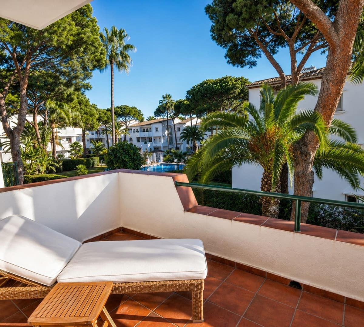 3 sovrum Lägenhet till salu i Estepona med pool - 695 000 € (Ref: 10049374)