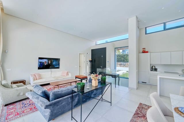 4 camera da letto Villa in vendita in Estepona con piscina garage - 1.895.000 € (Rif: 10049578)