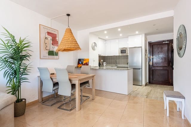 1 sovrum Lägenhet till salu i Estepona med pool - 329 000 € (Ref: 10049584)
