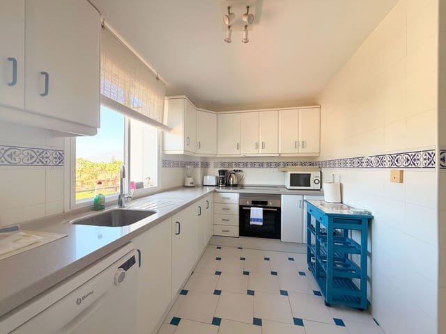 2 soveværelse Lejlighed til salg i Estepona med swimmingpool garage - € 475.000 (Ref: 10049590)