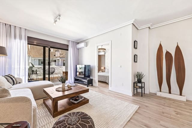 3 Zimmer Apartment zu verkaufen in Nueva Andalucia, Marbella mit Pool Garage - 655.000 € (Ref: 10055560)