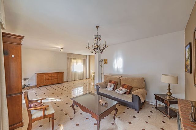 5 camera da letto Villa in vendita in Marbella con piscina garage - 920.000 € (Rif: 10055565)