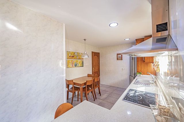 5 camera da letto Villa in vendita in Marbella con piscina garage - 920.000 € (Rif: 10055565)