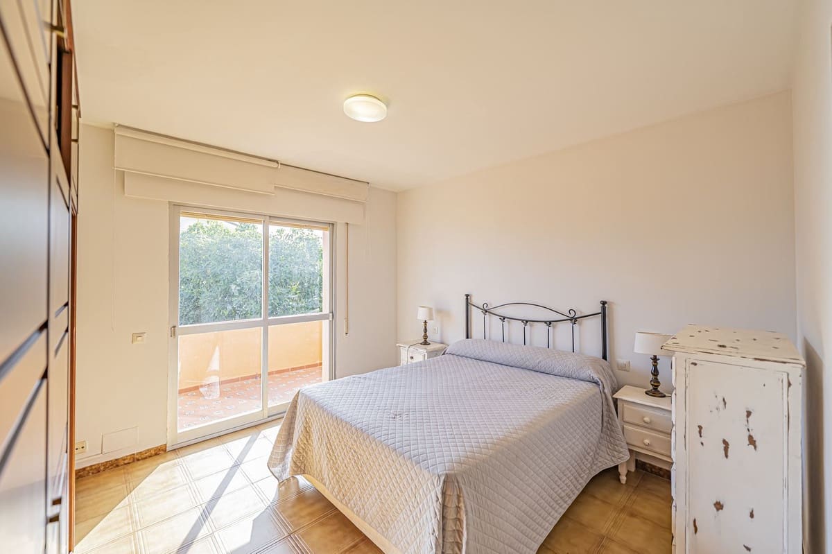 5 camera da letto Villa in vendita in Marbella con piscina garage - 920.000 € (Rif: 10055565)