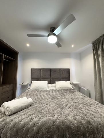 2 slaapkamer Appartement te koop in Marbella met garage - € 1.649.000 (Ref: 10059198)