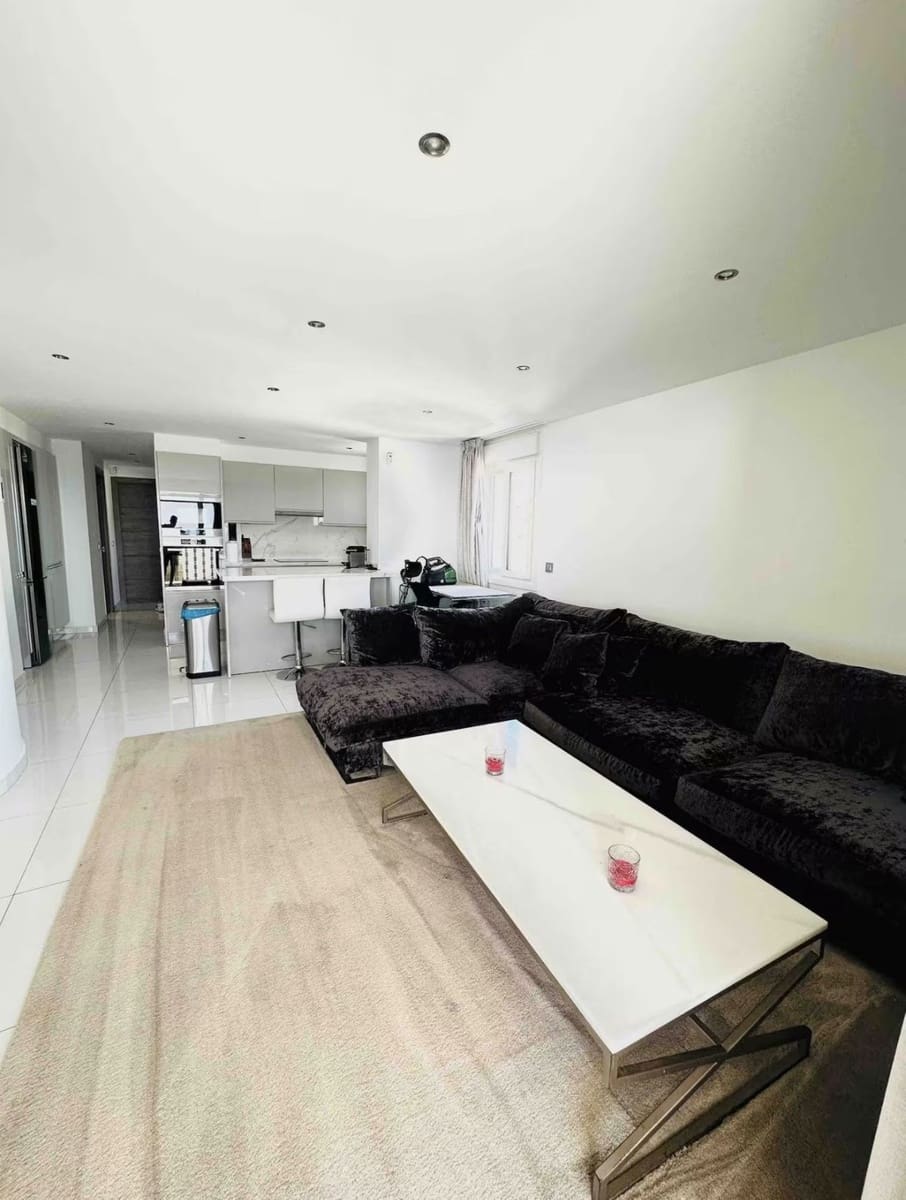 2 slaapkamer Appartement te koop in Marbella met garage - € 1.649.000 (Ref: 10059198)