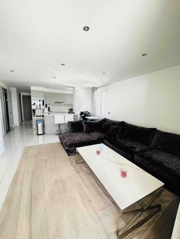 2 slaapkamer Appartement te koop in Marbella met garage - € 1.649.000 (Ref: 10059198)