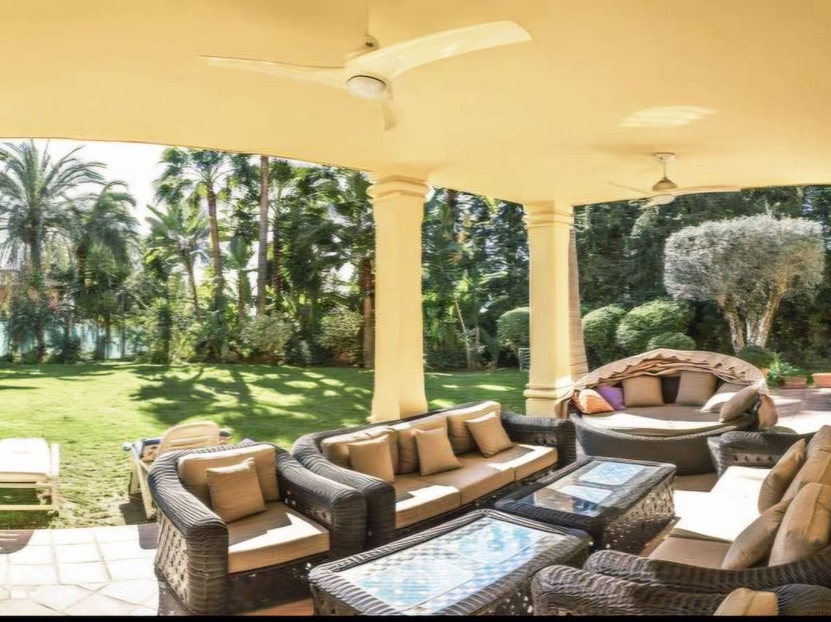 5 camera da letto Villa in vendita in Nueva Andalucia con piscina garage - 2.950.000 € (Rif: 10059250)