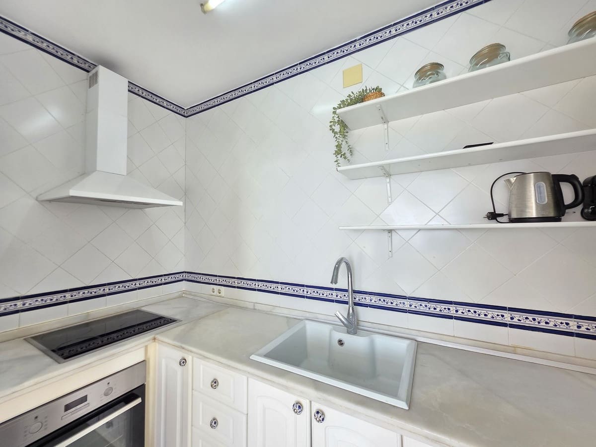 2 sovrum Lägenhet till salu i Marbella - 530 000 € (Ref: 10059448)