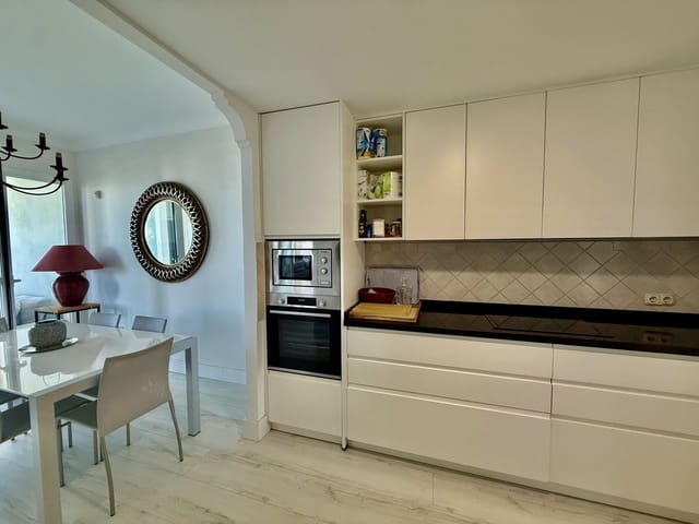 3 chambre Penthouse à vendre à Casares avec piscine garage - 995 000 € (Ref: 10064630)