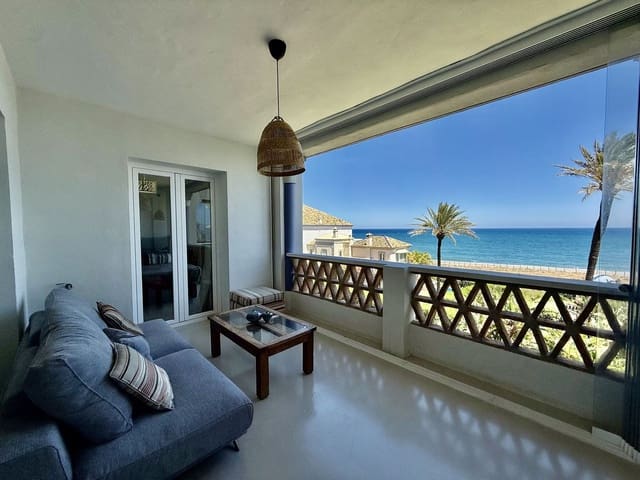 3 chambre Penthouse à vendre à Casares avec piscine garage - 995 000 € (Ref: 10064630)