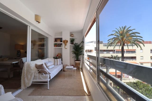 3 chambre Penthouse à vendre à Marbella avec piscine - 1 530 000 € (Ref: 10064637)