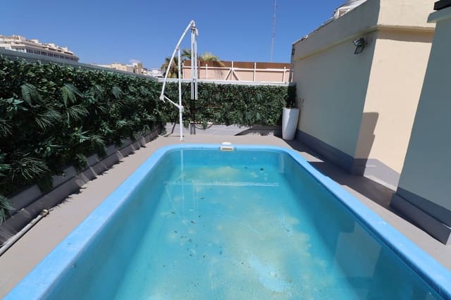 3 chambre Penthouse à vendre à Marbella avec piscine - 1 530 000 € (Ref: 10064637)