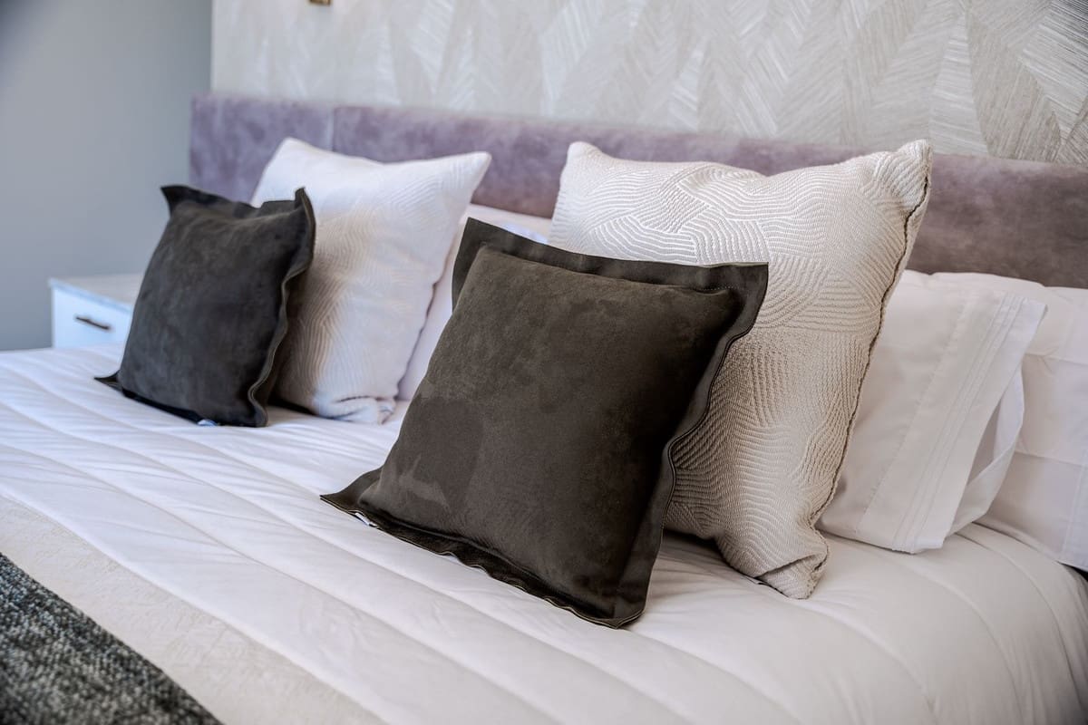 3 sypialnia Apartament na sprzedaż w Estepona z basenem garażem - 1 895 000 € (Ref: 10072967)