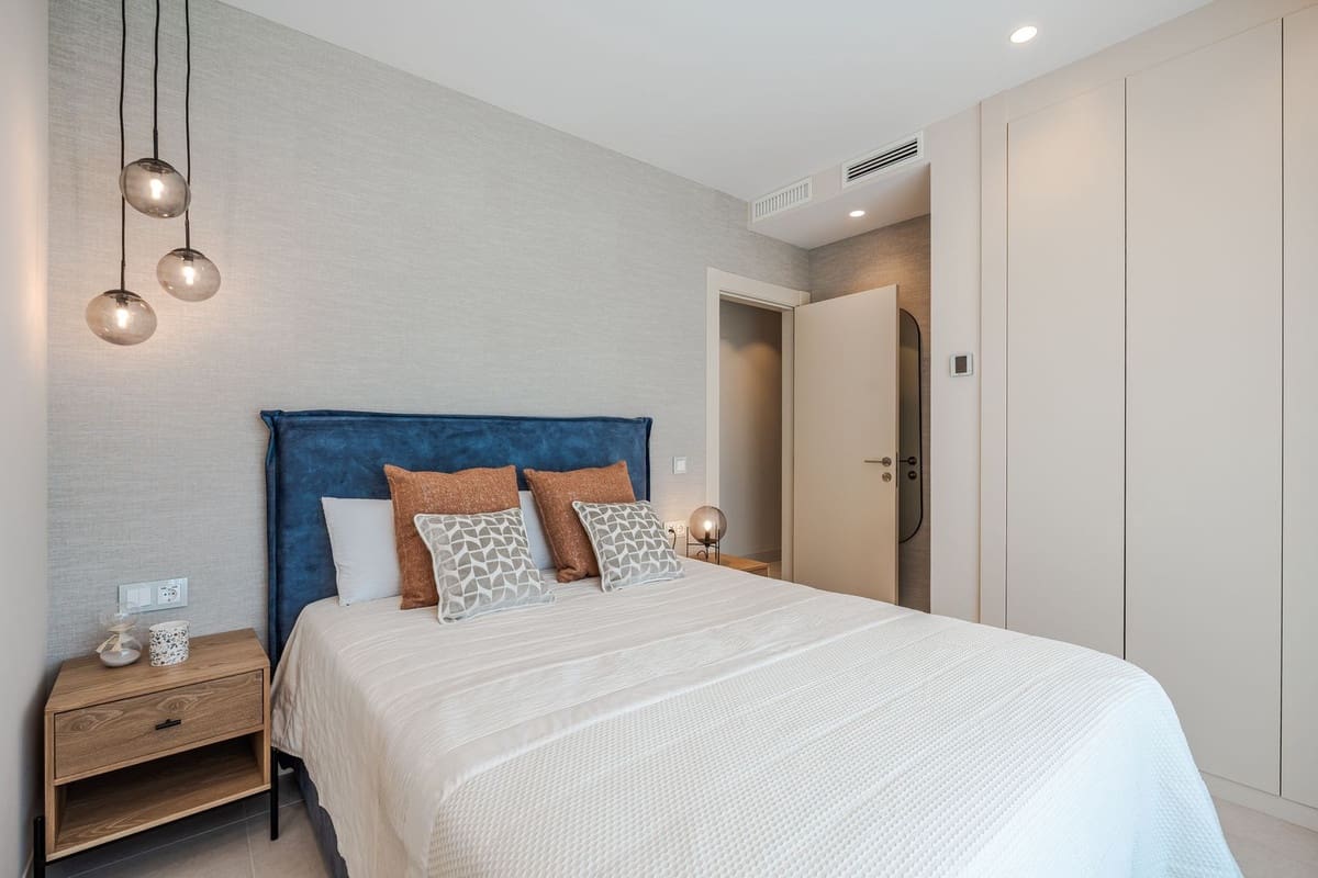 3 sypialnia Apartament na sprzedaż w Estepona z basenem garażem - 1 895 000 € (Ref: 10072967)