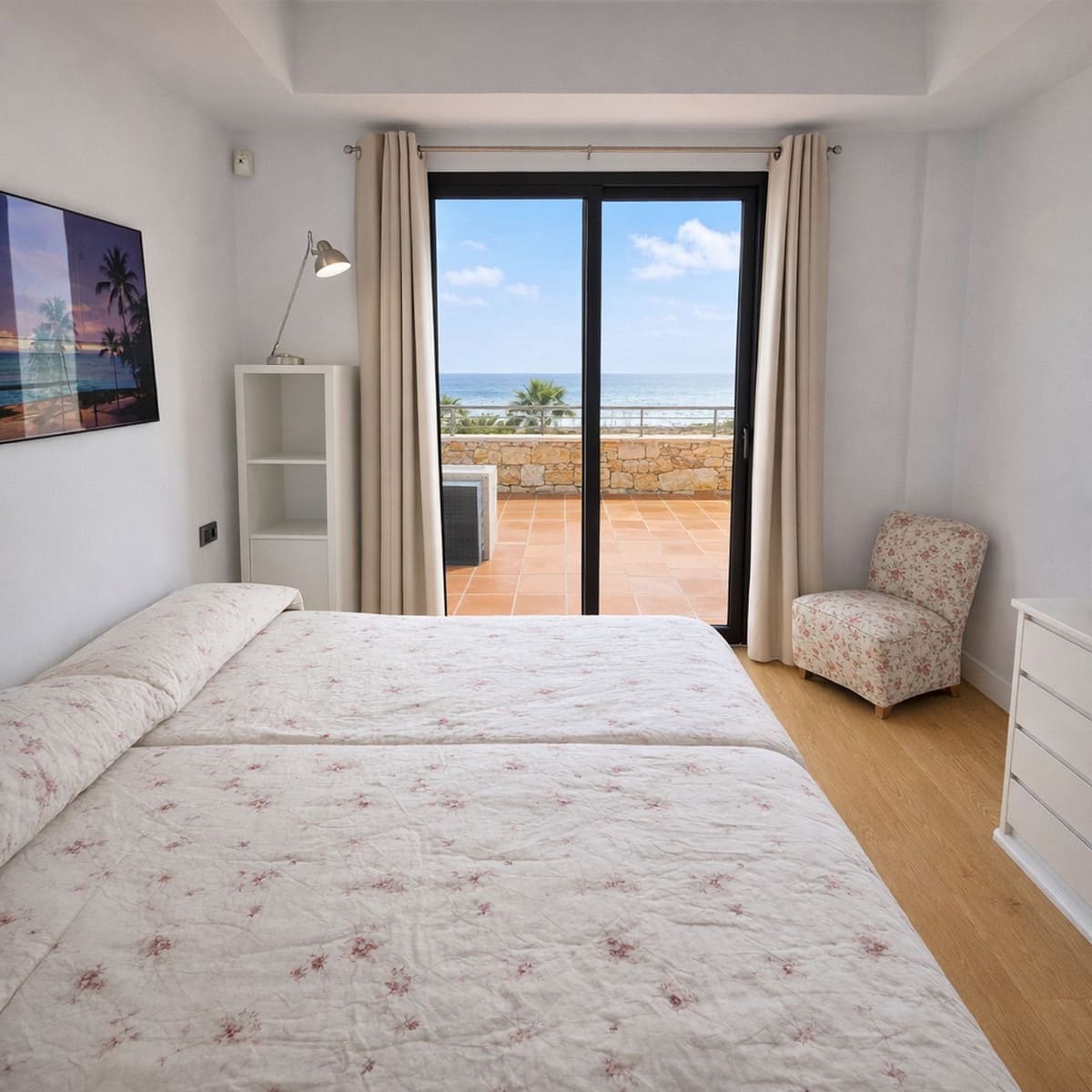 2 sypialnia Apartament na sprzedaż w Casares z basenem garażem - 920 000 € (Ref: 10075582)
