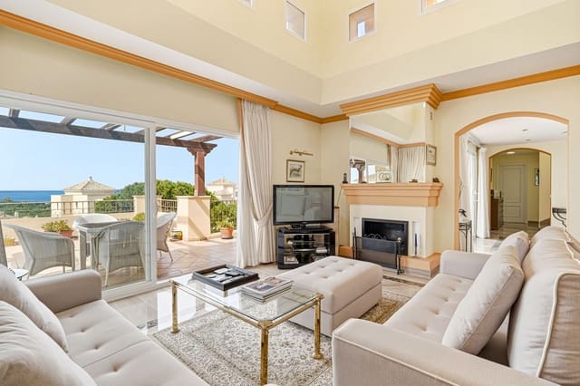 4 slaapkamer Penthouse te koop in Elviria, Marbella met zwembad - € 1.395.000 (Ref: 10075595)