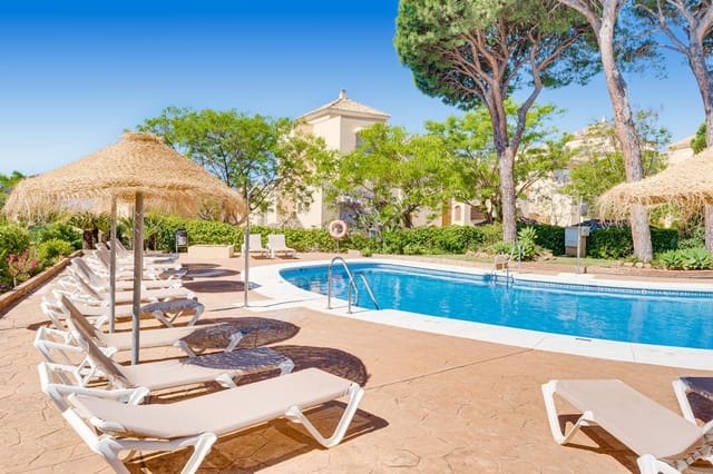 4 slaapkamer Penthouse te koop in Elviria, Marbella met zwembad - € 1.395.000 (Ref: 10075595)