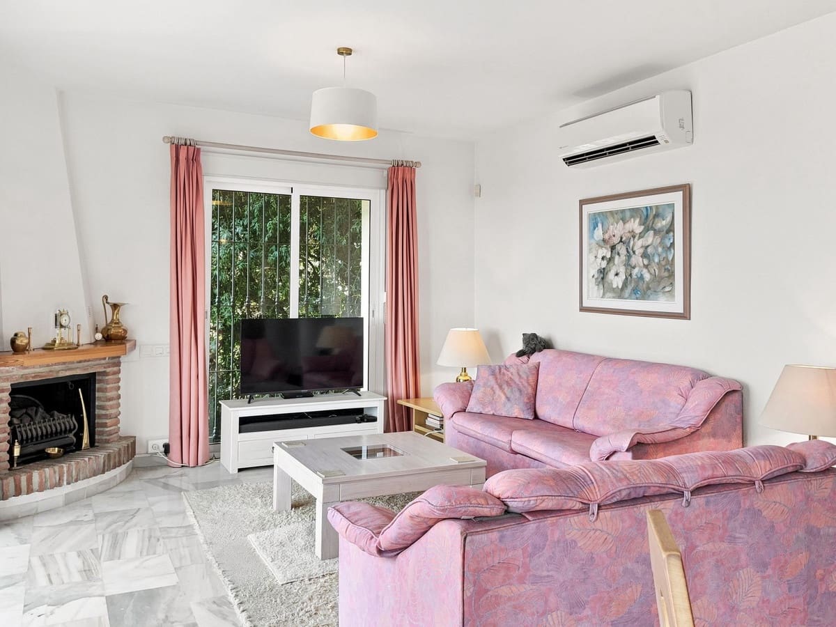 Chalet de 4 habitaciones en Valtocado en venta - 825.000 € (Ref: 10075668)