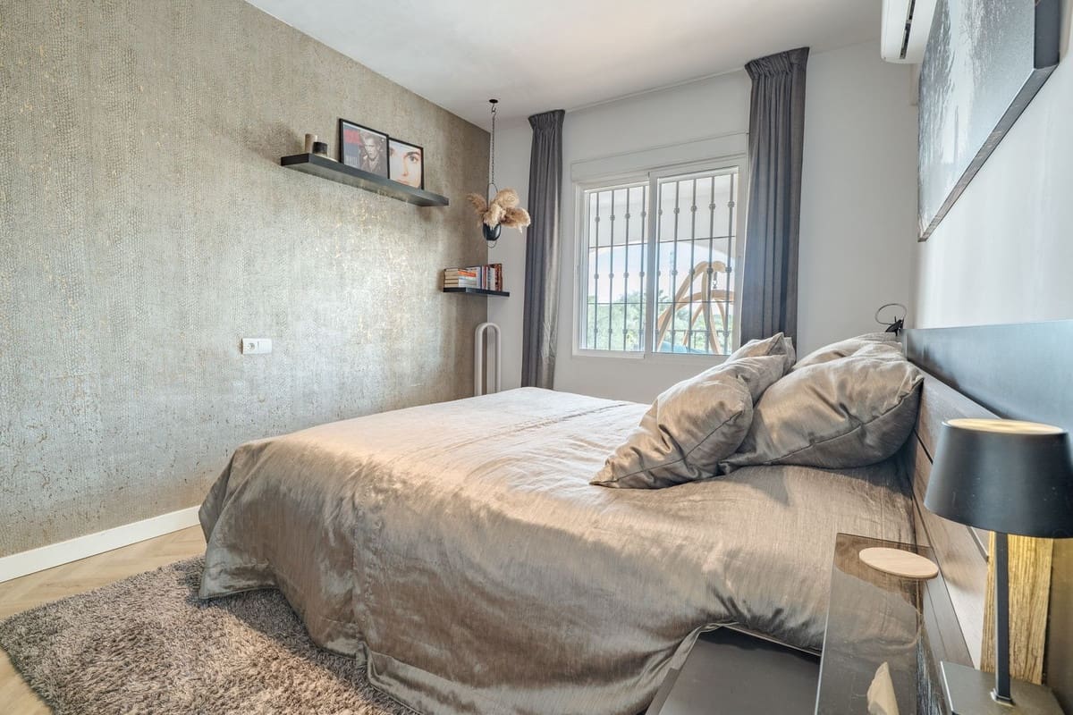 Chalet de 7 habitaciones en Alhaurín el Grande en venta con piscina garaje - 825.000 € (Ref: 10076564)